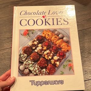 Tupperware Chocolate Lovers Cookies Cookbook